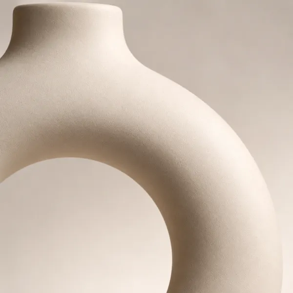 Modern_Donut_Ceramic_Flower_Vase