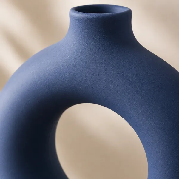 Modern_Donut_Ceramic_Flower_Vase