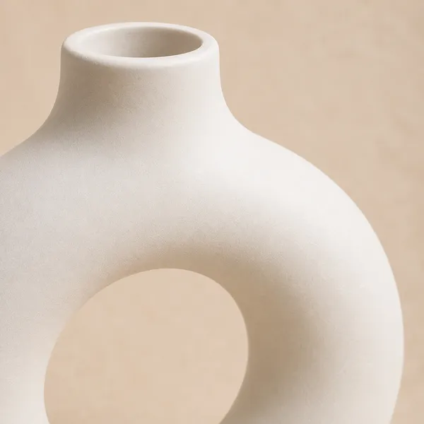 Modern_Donut_Ceramic_Flower_Vase