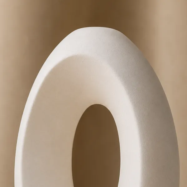Modern_Hollow_Oval_Ceramic_Flower_Vase