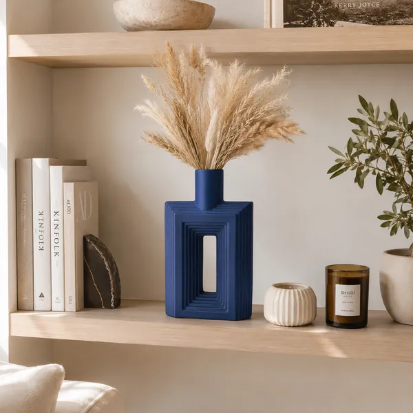 Ribbed_Hollow_Ceramic_Flower_Vase