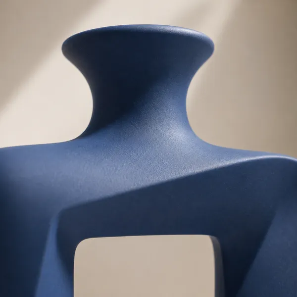 Modern_Twist_Hollow_Ceramic_Flower_Vase