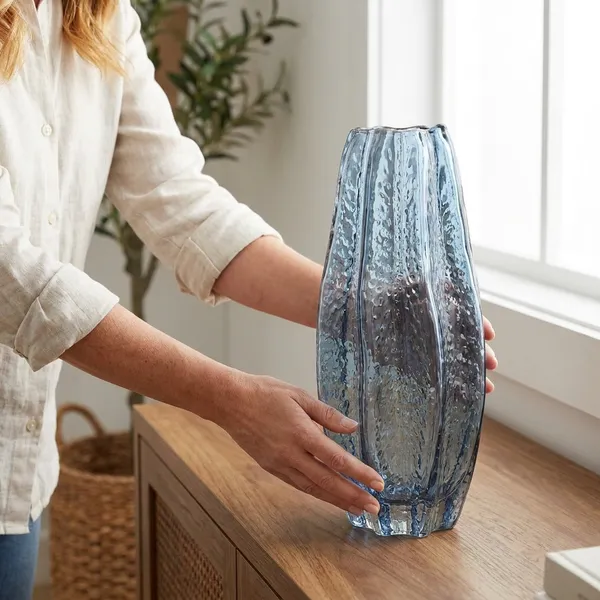 Textured_Blue_Glass_Vase_with_Vertical_Ridges