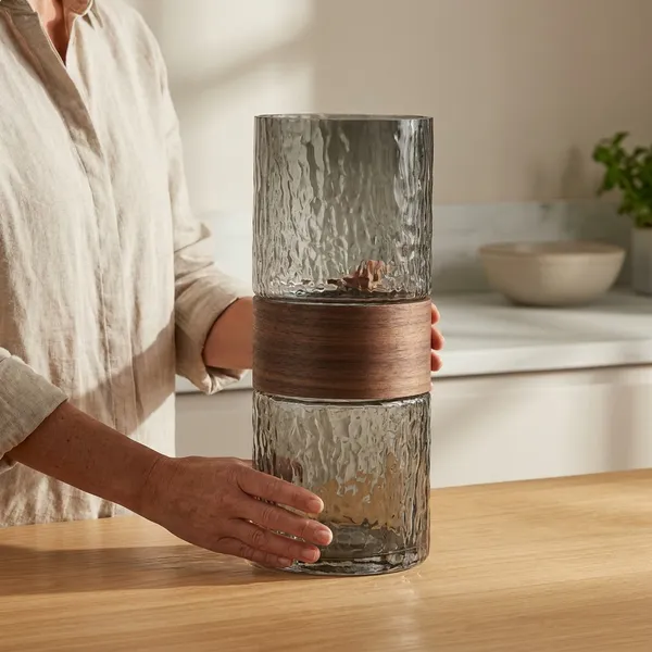 Textured_Glass_Tumbler_with_Wooden_Band_Accent