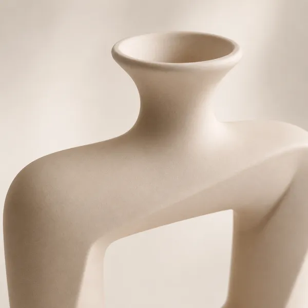 Modern_Twist_Hollow_Ceramic_Flower_Vase