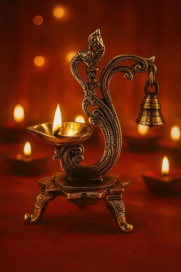 Shubh_Aura_premium_100%_pure_Brass_Peacock_Diya_with_bell_for_Mandir_space_or_gift