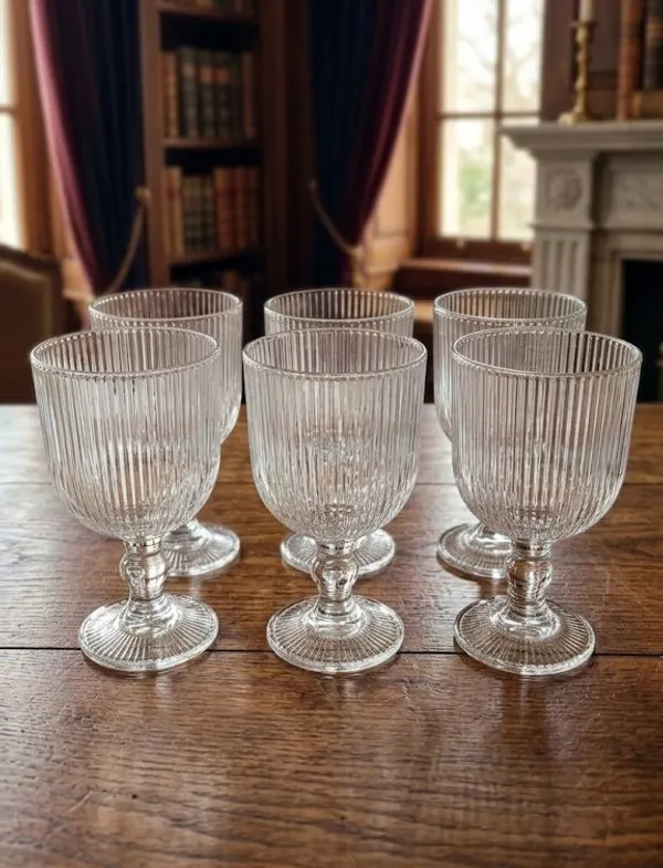 Shubh_Aura_set_of_6_premium_crystal_handmade_wine_&_mocktail_glasses_for_home_and_Restaurants_330ml