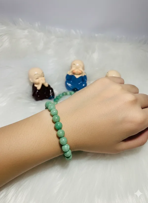 Light_Sky_Blue_Natural_Crystal_Bracelet_For_Everyone
