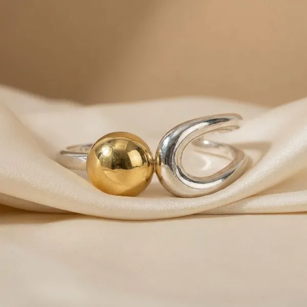 Silver_Stainless_Steel_Premium__Bracelet_For_Women
