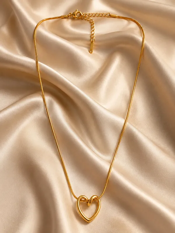 Minimal_Heart_Pendant_Chain_Neckalce