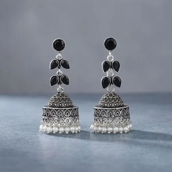 Silver_Brass_Premium_Leaf_Oxidised_Jhumka_For_Women