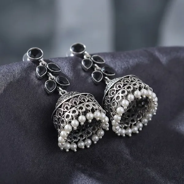 Silver_Brass_Premium_Leaf_Oxidised_Jhumka_For_Women