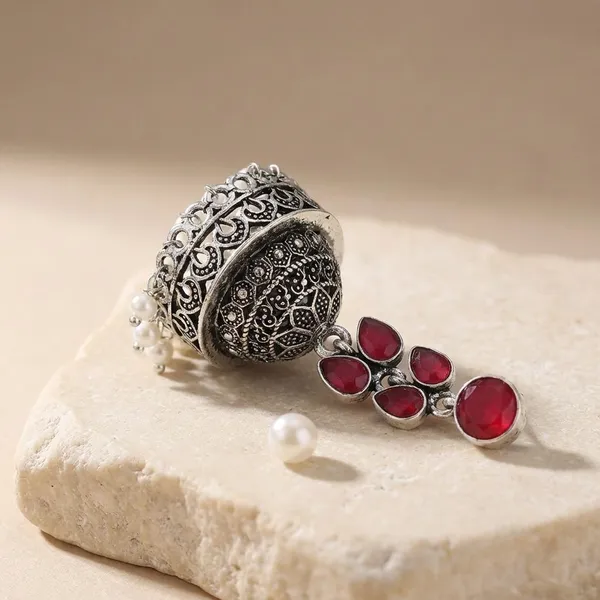 Silver_Brass_Premium_Leaf_Oxidised_Jhumka_For_Women