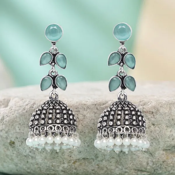 Silver_Brass_Premium_Oxidised_Leaf_Textured_Jhumka_For_Women