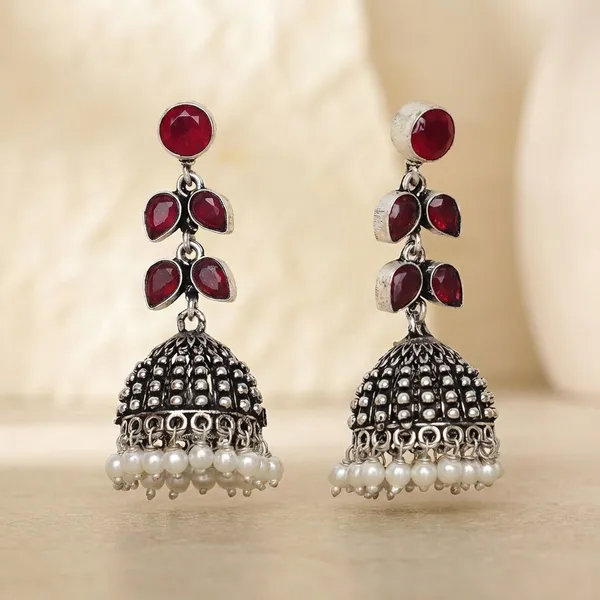 Silver_Brass_Premium_Leaf_Textured_Jhumka_For_Women