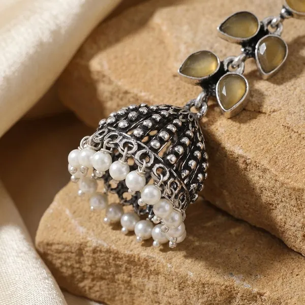 Silver_Brass_Premium_Oxidised_Leaf_Jhumka_For_Women