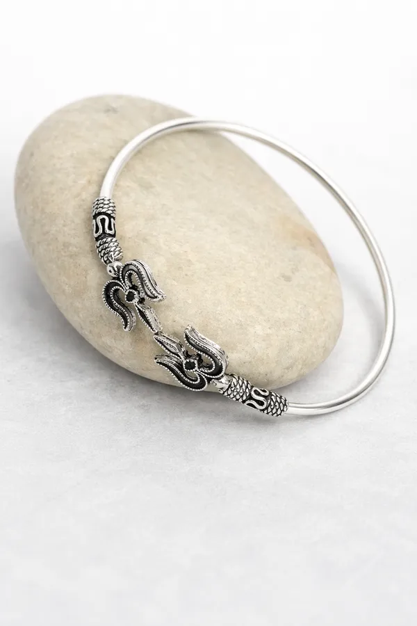 German_Silver_Oxidised_Trishul_Kada
