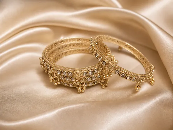 Antique_Style_Kashmiri_Bangles_with_Stone_Set_of_4