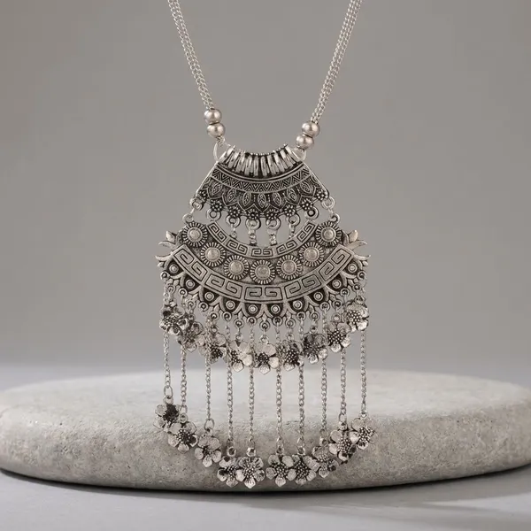 Silver_Alloy_Premium_Tribal_Fusion_Necklace_For_Women