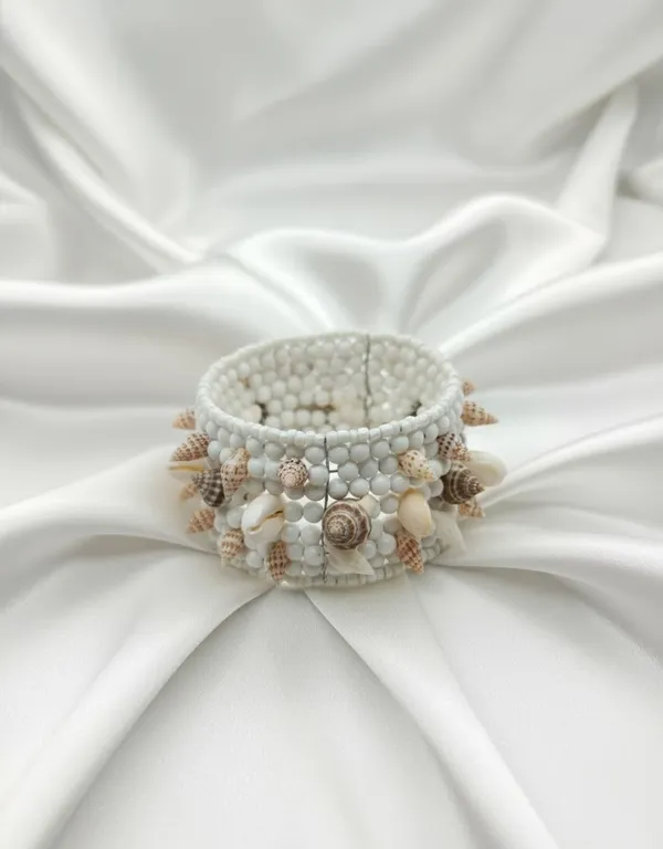 White_Premium_&_Elegant_Shell_Bangle_For_Women