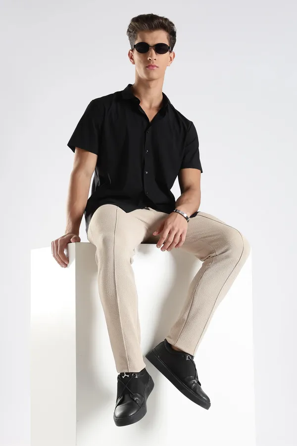 Black_Nylon_Spandex_Stitchless_Shirt_For_Men