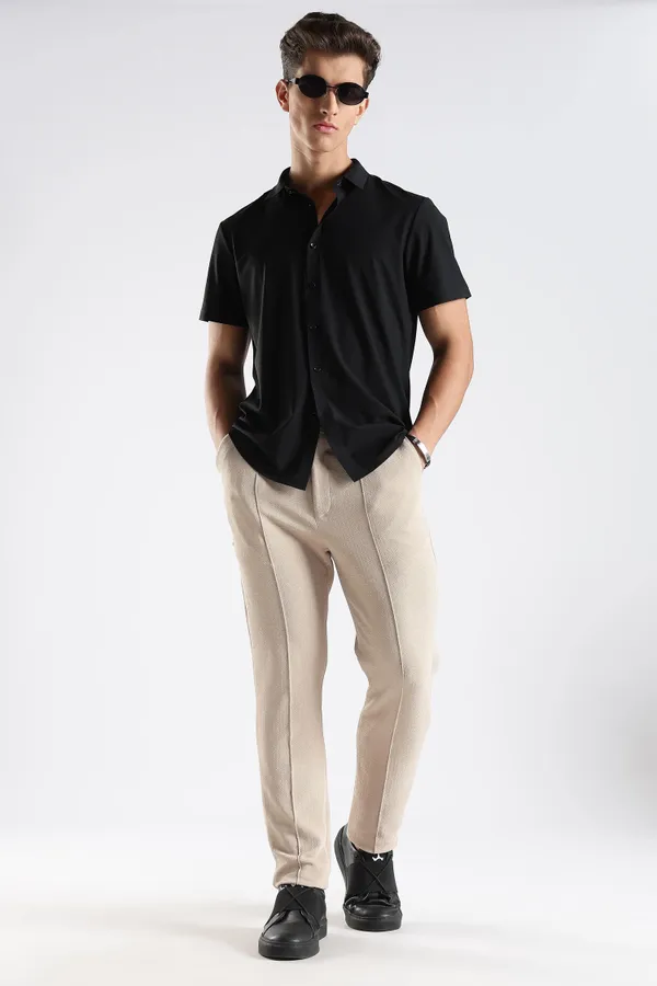 Black_Nylon_Spandex_Stitchless_Shirt_For_Men