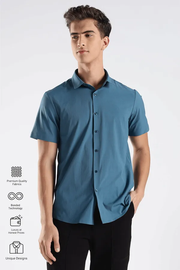 Glacial_Blue_Nylon_Spandex_Classic_Stitchless_Shirt_For_Men