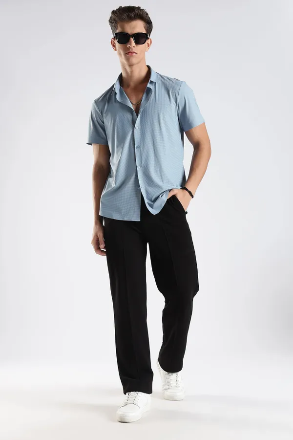 Sky_Blue_Nylon_Spandex_Stitchless_Shirt_For_Men
