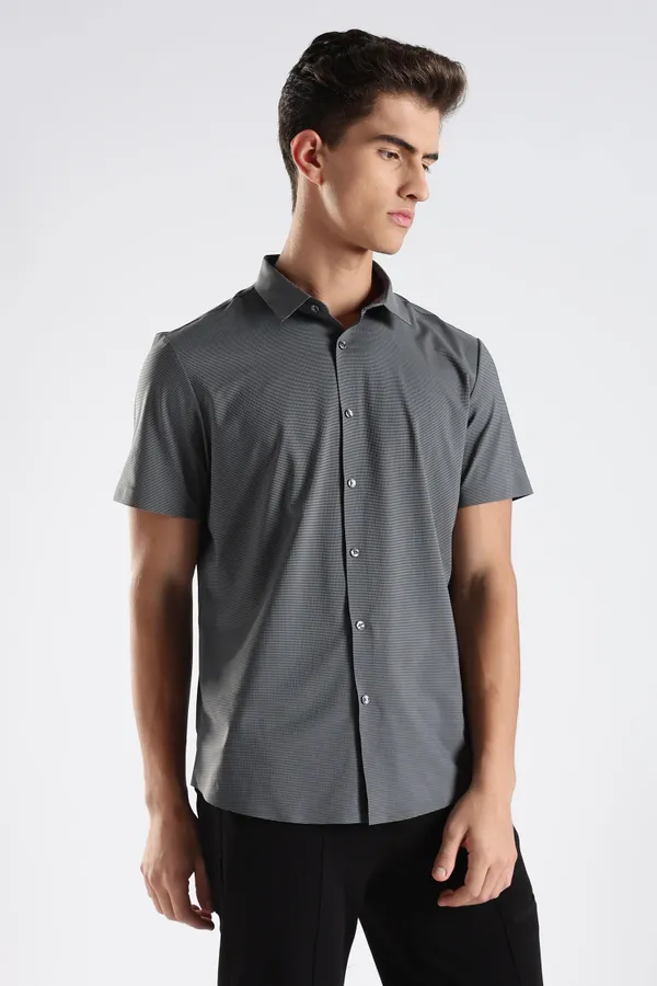 Classic_Grey_Nylon_Spandex_Stitchless_Shirt_For_Men