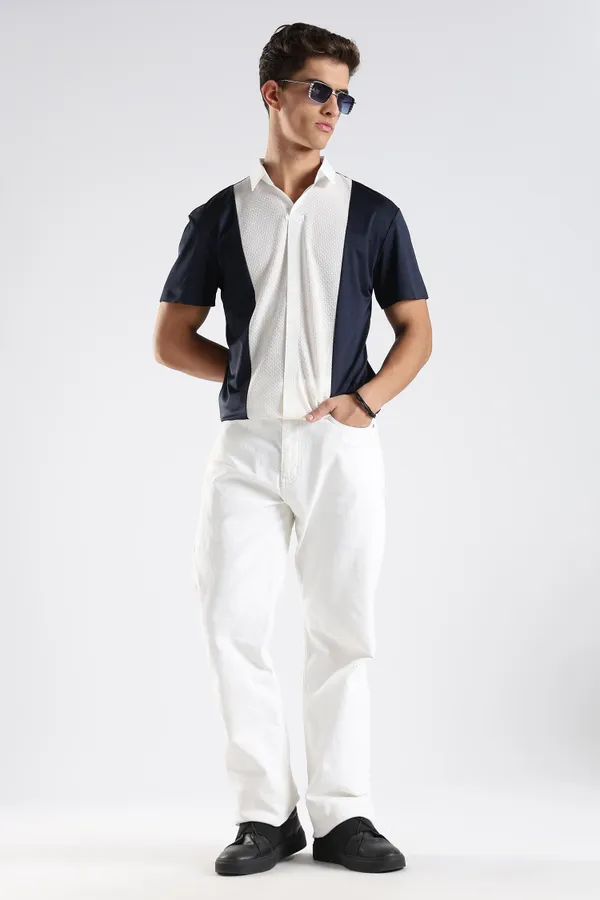 Navy_And_White_Nylon_Spandex_Stitchless_T-Shirt_For_Men