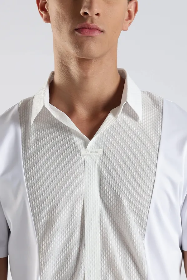 White_Nylon_Spandex_Stitchless_T-Shirt_For_Men