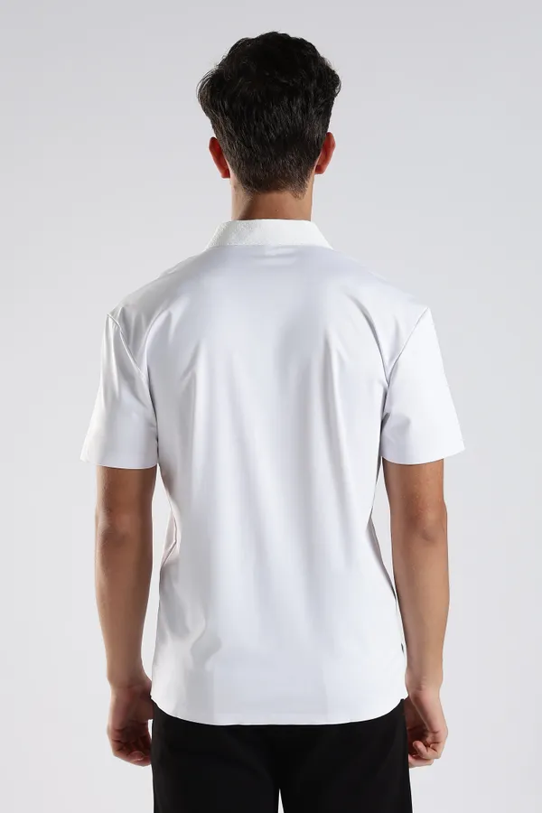 White_Nylon_Spandex_Stitchless_T-Shirt_For_Men