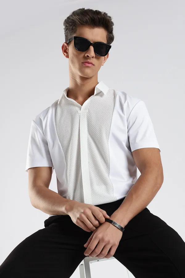 White_Nylon_Spandex_Stitchless_T-Shirt_For_Men