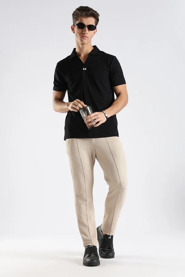 Black_Nylon_Spandex_Stitchless_T-Shirt_For_Men