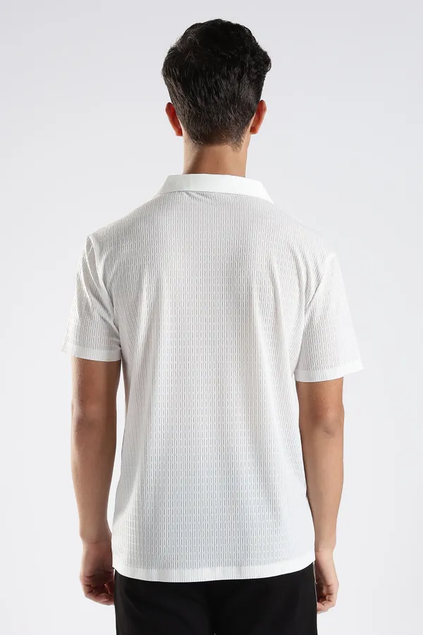 White_Nylon_Spandex_Stitchless_T-Shirt_For_Men