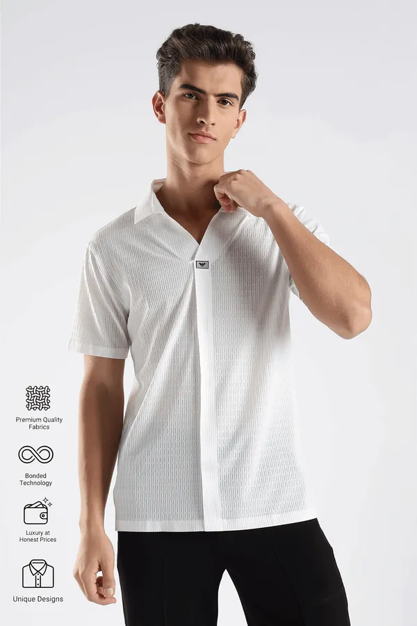 White_Nylon_Spandex_Stitchless_T-Shirt_For_Men