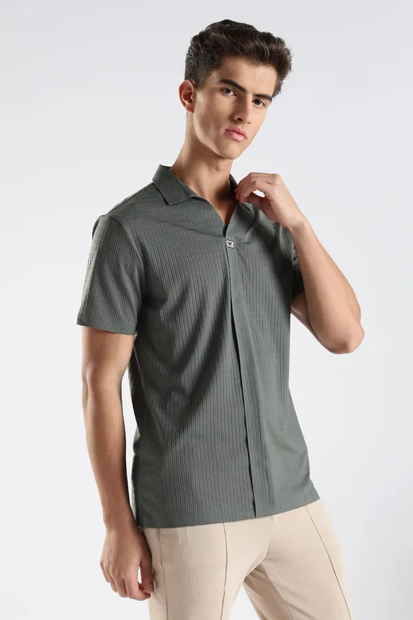 Olive_Green_Nylon_Spandex_Stitchless_T-Shirt_For_Men