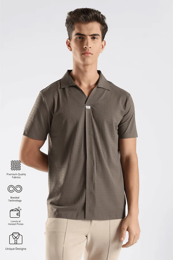 Taupe_Brown_Nylon_Spandex_Stitchless_T-Shirt_For_Men