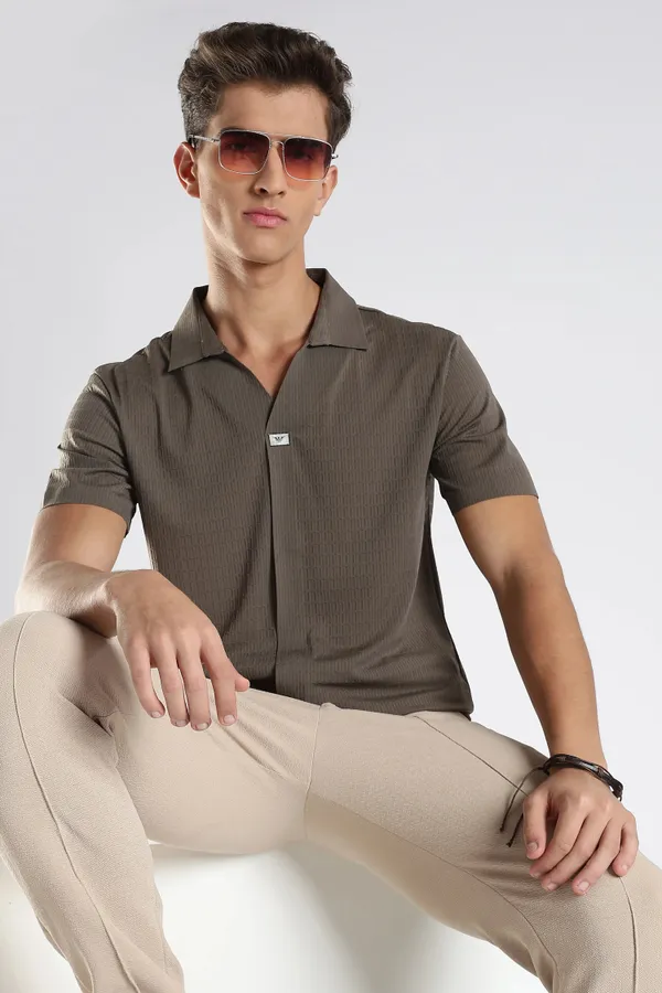 Taupe_Brown_Nylon_Spandex_Stitchless_T-Shirt_For_Men