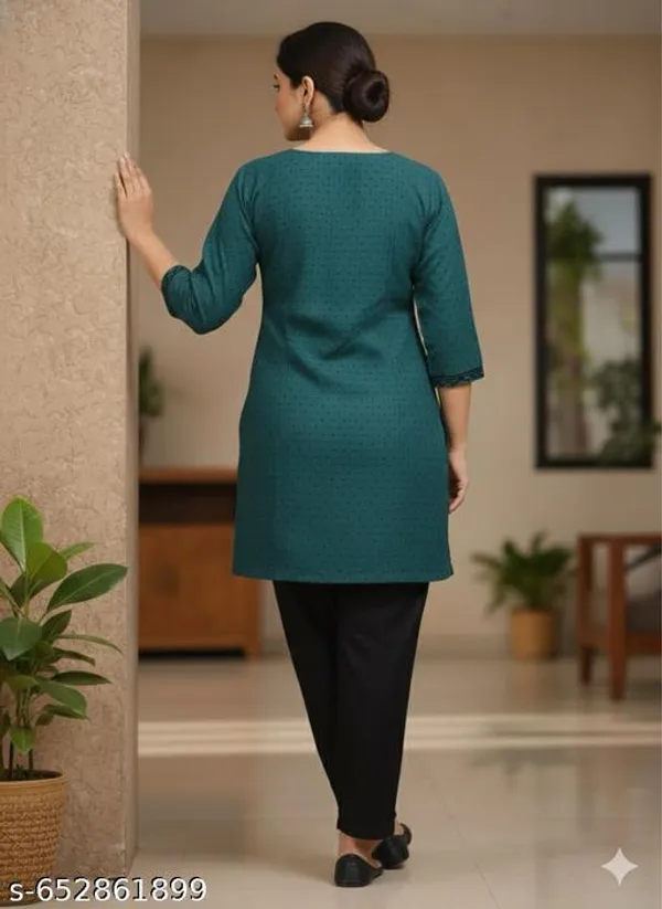 Green_Khadi_Cotton_Premium_Trendy_Kashmiri_Embroidery_Kurti_Set_For_Women