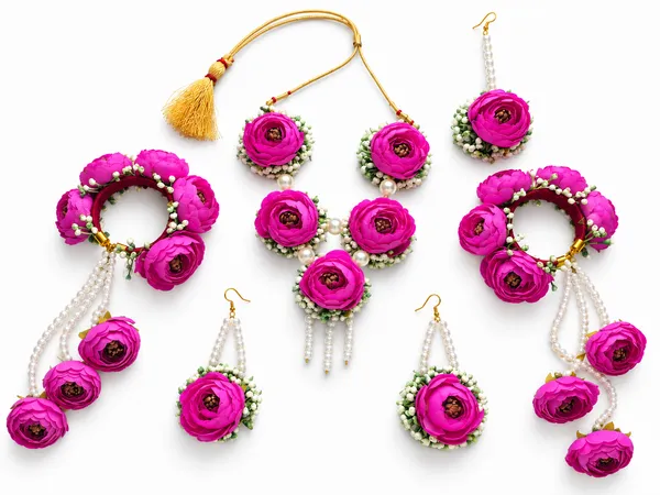 Wedding_Flower_Jewellery_Set_For_Bridal_&_Traditional_Wear