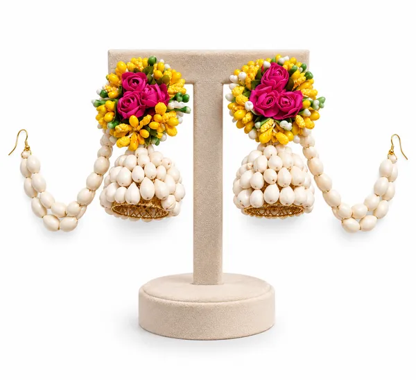 Floral_Wedding_Jewellery_Set_For_Haldi_&_Traditional_Occasions
