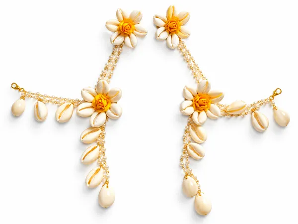 Handmade_Wedding_Flower_Jewellery_Set_For_Bengali_Bridal_Wear