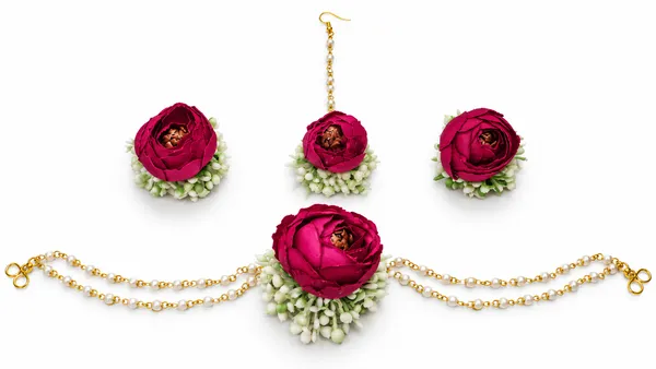 Traditional_Flower_Jewellery_Set_For_Haldi,_Mehendi_&_Bridal_Wear