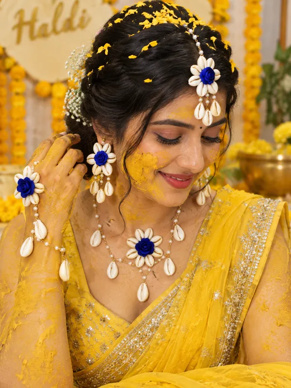 Traditional_Floral_Jewellery_Set_For_Bridal_&_Festive_Occasions