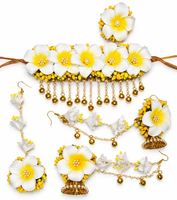 Handmade_Flower_Jewellery_Set_For_Haldi_Ceremony_&_Wedding