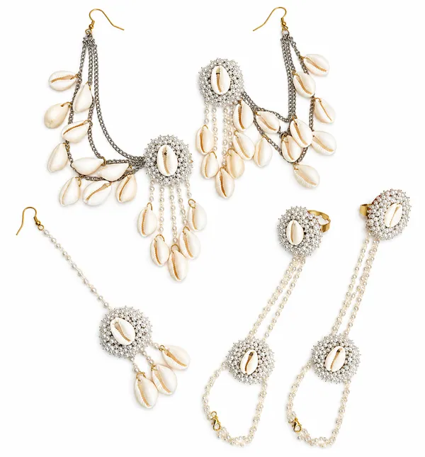 Traditional_Bridal_Floral_Jewellery_Set_For_Bengali_Wedding_Wear