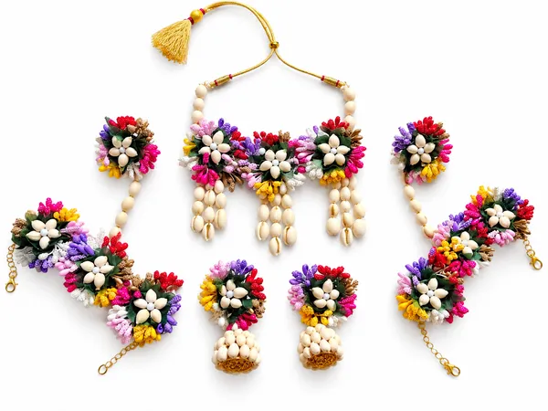 Traditional_Handmade_Flower_Jewellery_Set_For_Wedding_Celebrations