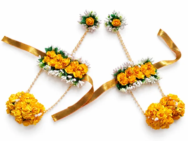 Elegant_Floral_Jewellery_Set_For_Wedding_&_Festive_Occasions