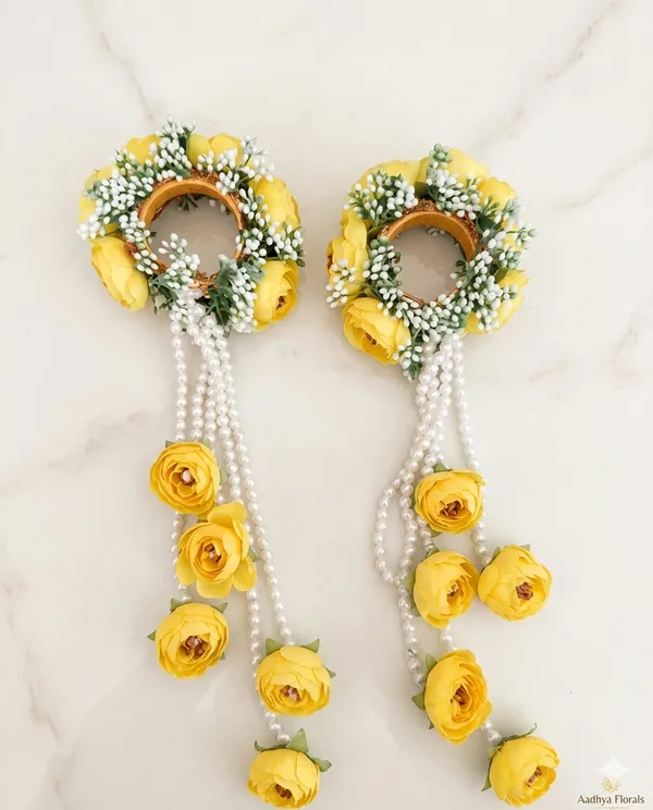 Yellow_Polyester_Floral_Artificial_Flower_Bangles_For_Women